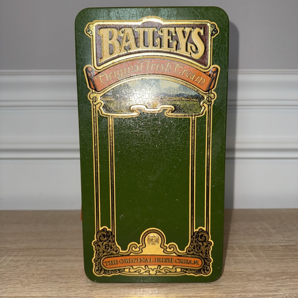 VINTAGE Bailey's Original Irish Cream Hinged Tin BOX CONTAINER  Made‎ in England